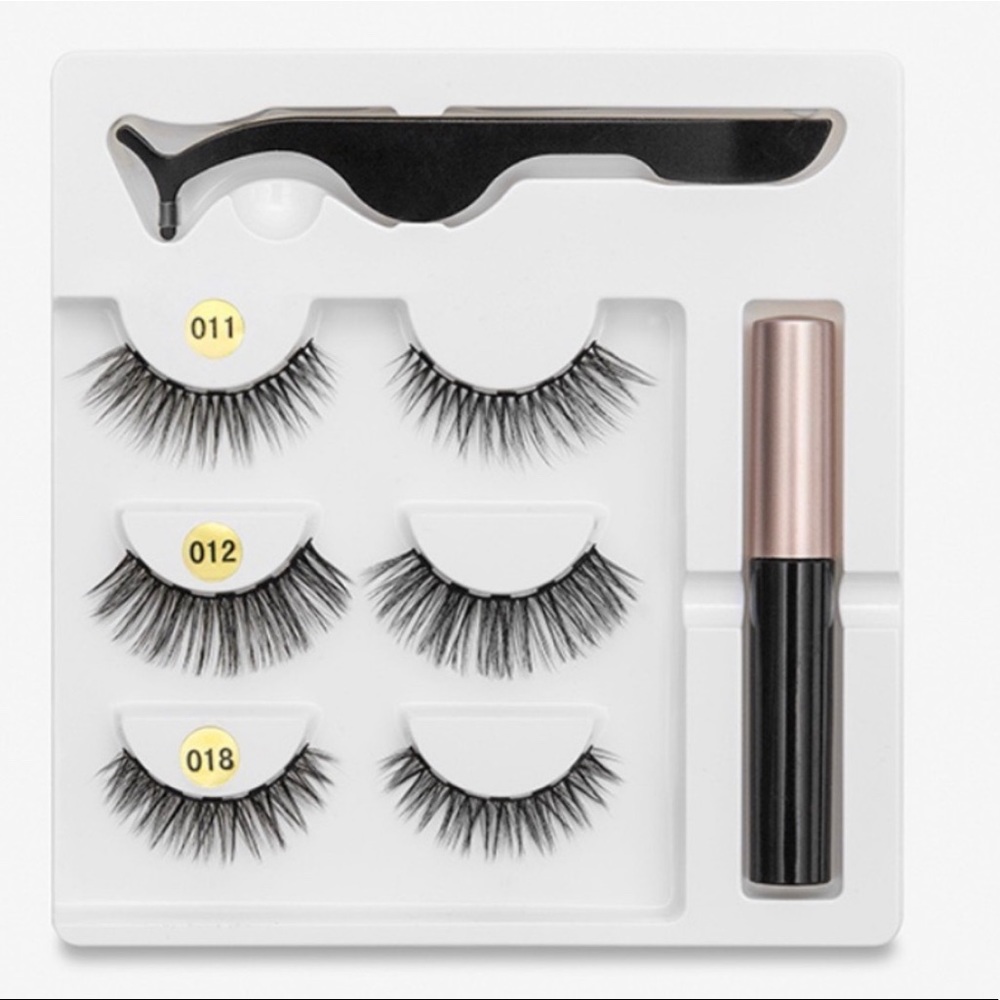 Brand New * 3 pairs of magnetic lashes